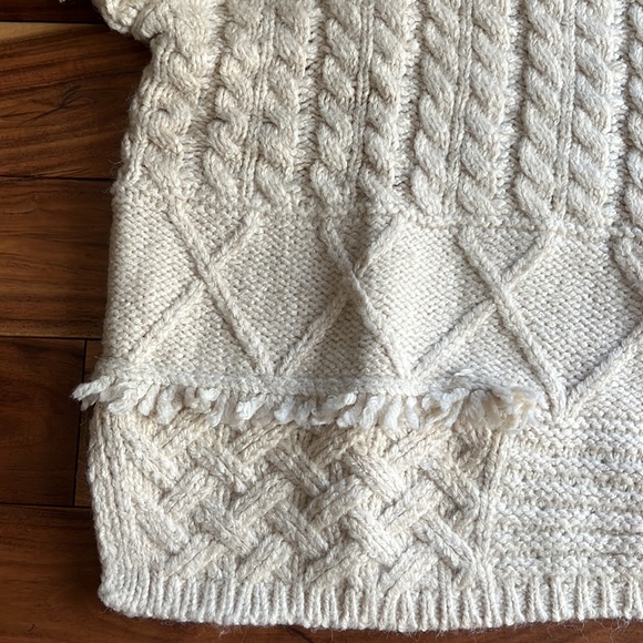 Avantlook Women’s Cream Beige Cable Knit Chunky Boho Fringe Sweater M - Picture 4 of 9